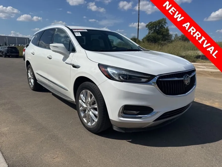 2020 Buick Enclave Essence photo 1