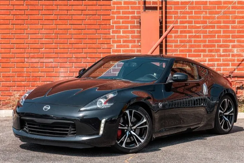 2018 Nissan 370Z Sport photo 1