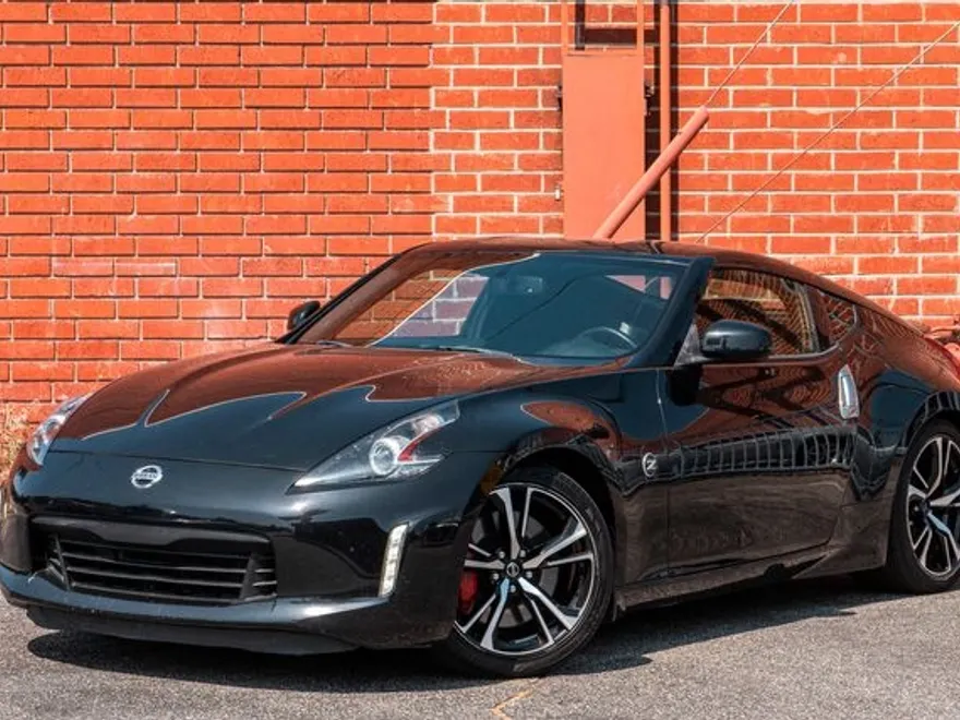 2018 Nissan 370Z Sport photo 1