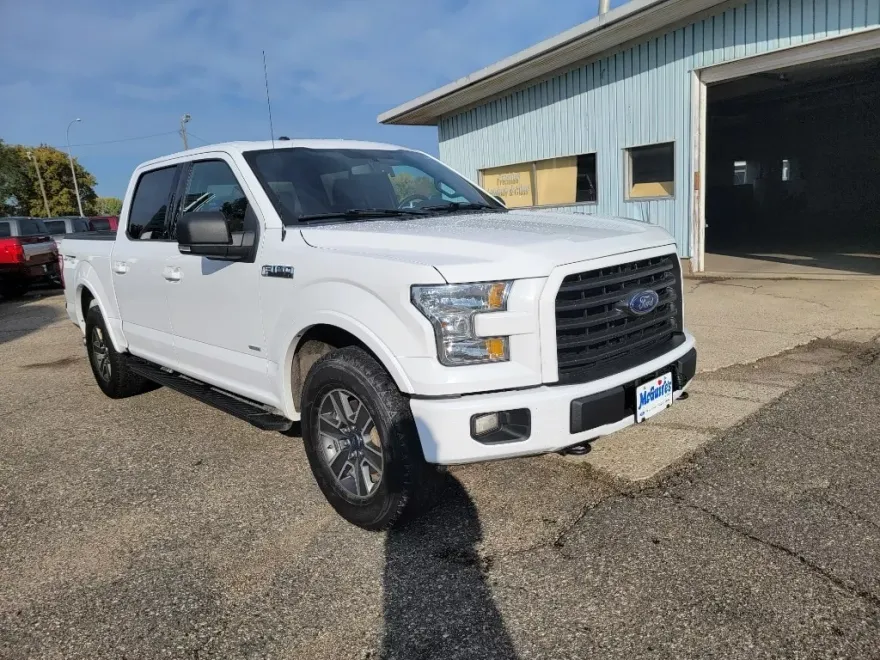 2016 Ford F-150 XLT photo 1
