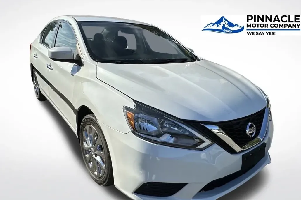 2019 Nissan Sentra SV photo 1