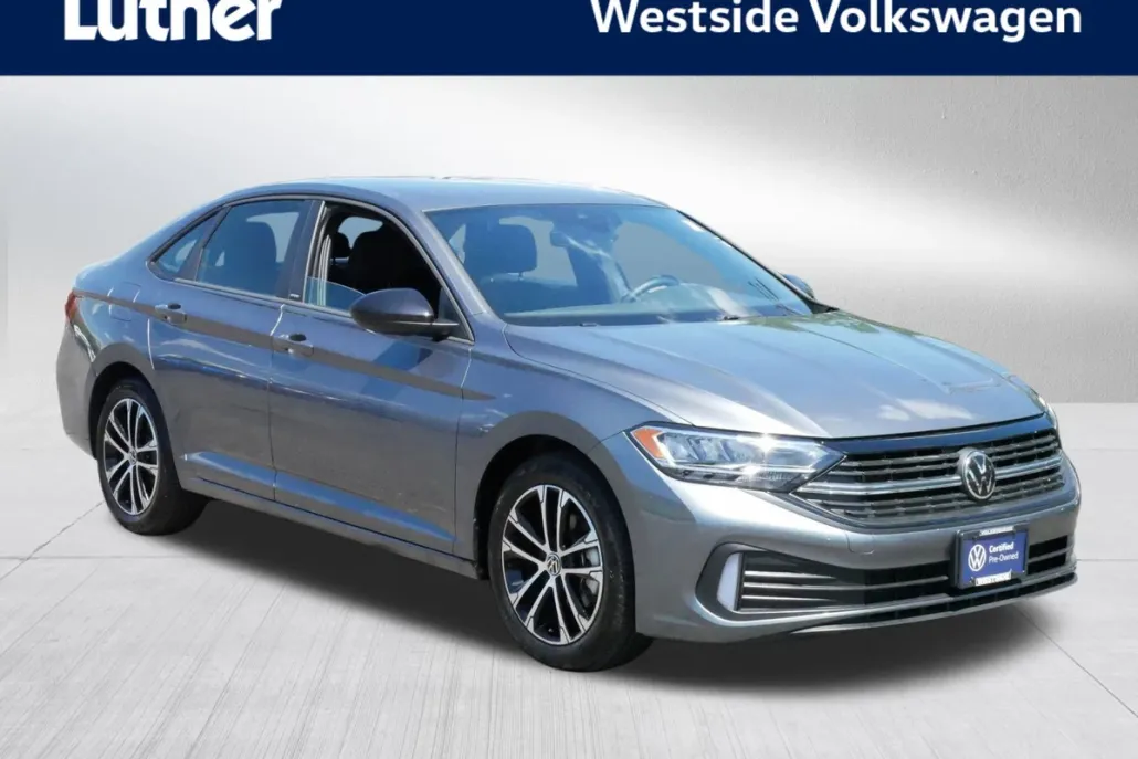 2024 Volkswagen Jetta Sport photo 1