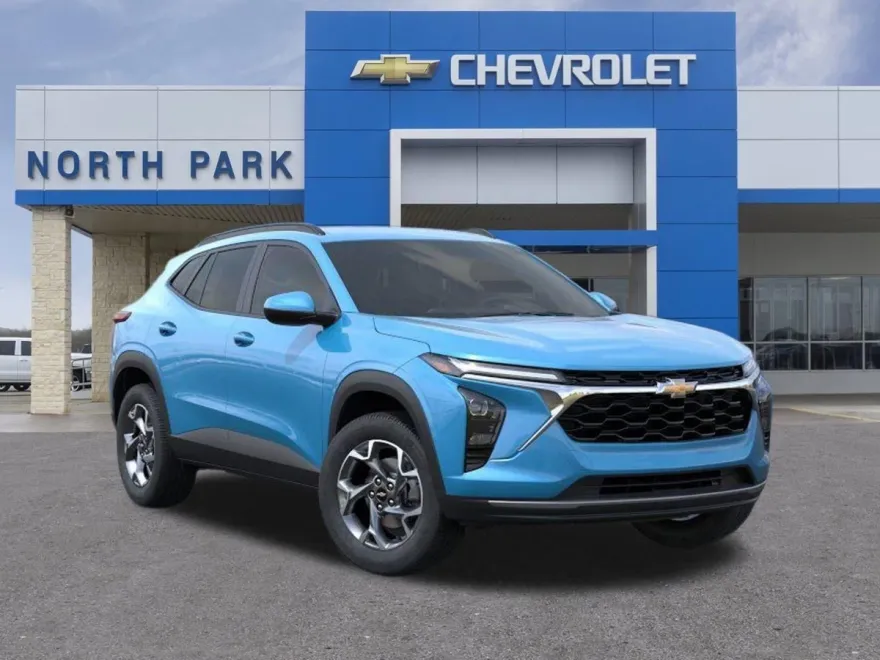 2026 Chevrolet Trax LT photo 1