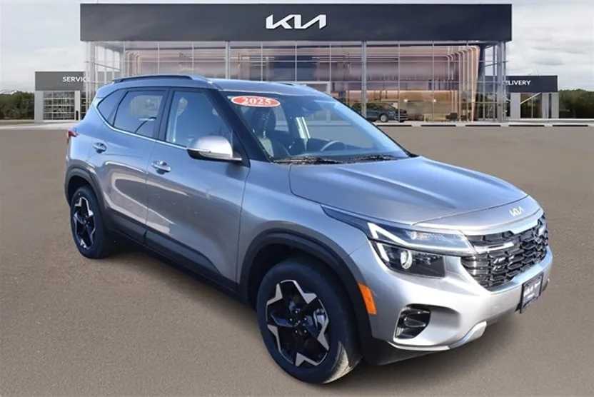 2025 Kia Seltos EX photo 1