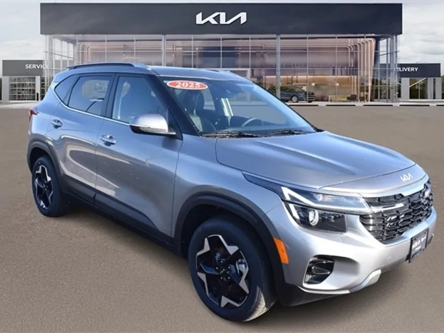 2025 Kia Seltos EX photo 1