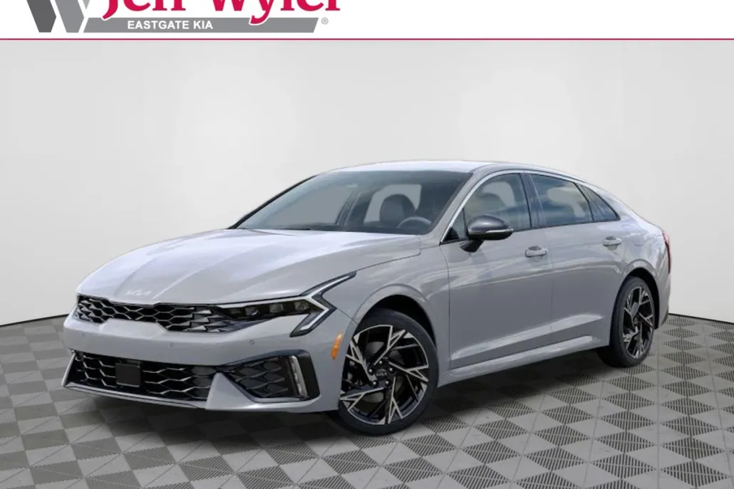 2025 Kia K5 GT-Line photo 1