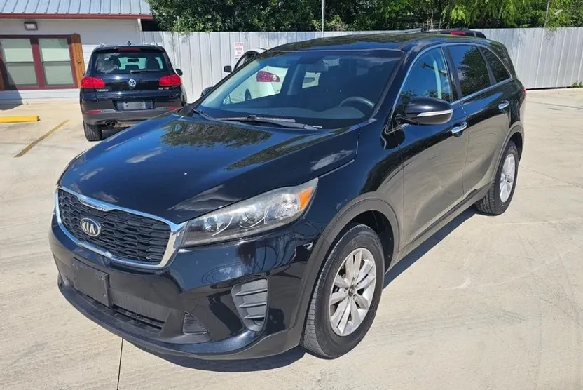 2019 Kia Sorento LX S photo 1