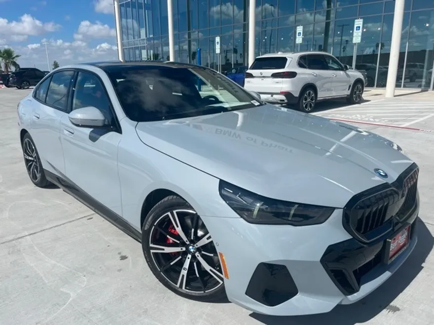 2026 Bmw 550e xDrive photo 1