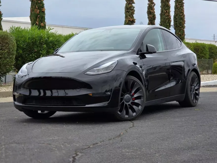 2022 Tesla Model Y Performance photo 1