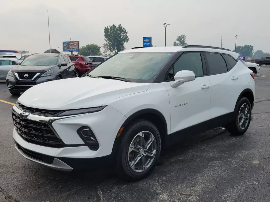 2023 Chevrolet Blazer 2LT photo 1