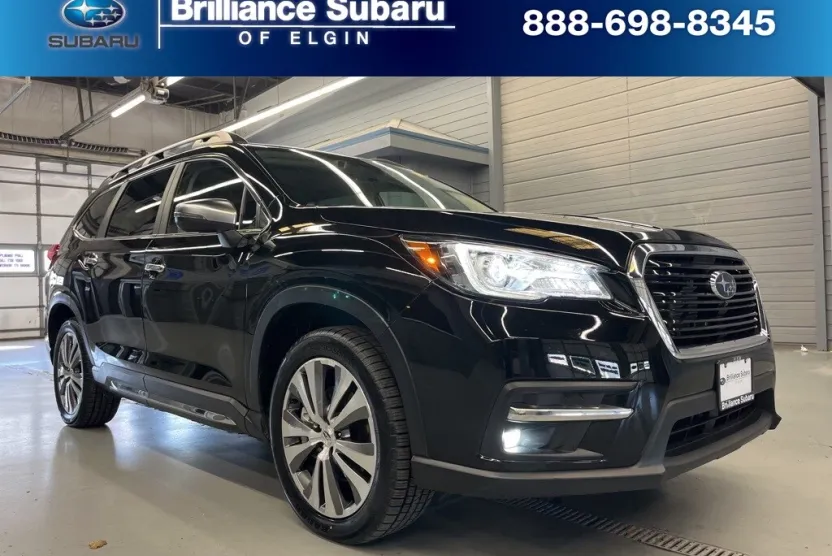 2022 Subaru Ascent Touring photo 1