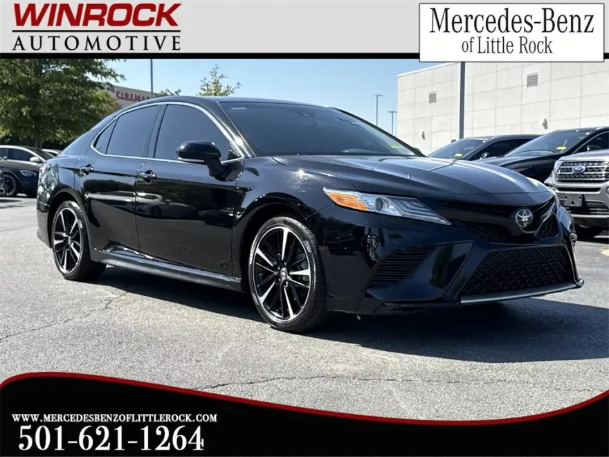 2020 Toyota Camry XSE photo 1