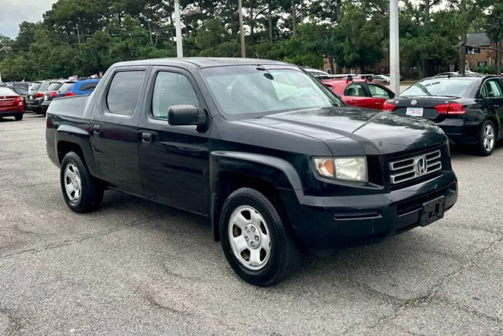 2008 Honda Ridgeline RT photo 1