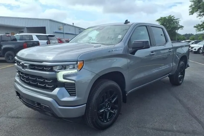 2025 Chevrolet Silverado 1500 RST photo 1