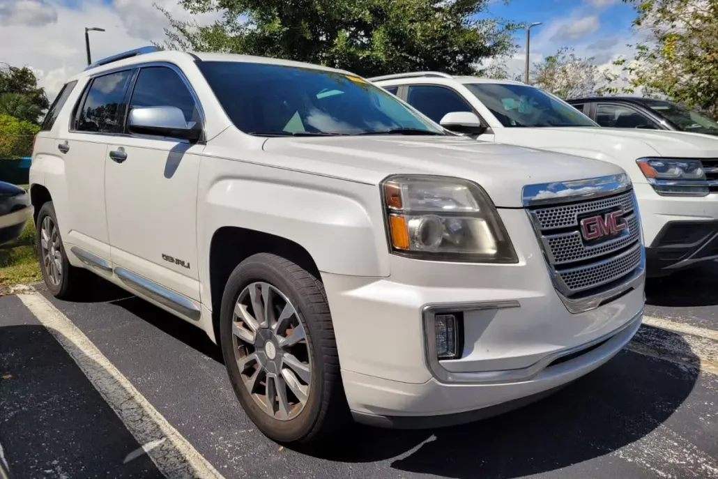 2017 Gmc Terrain Denali photo 1