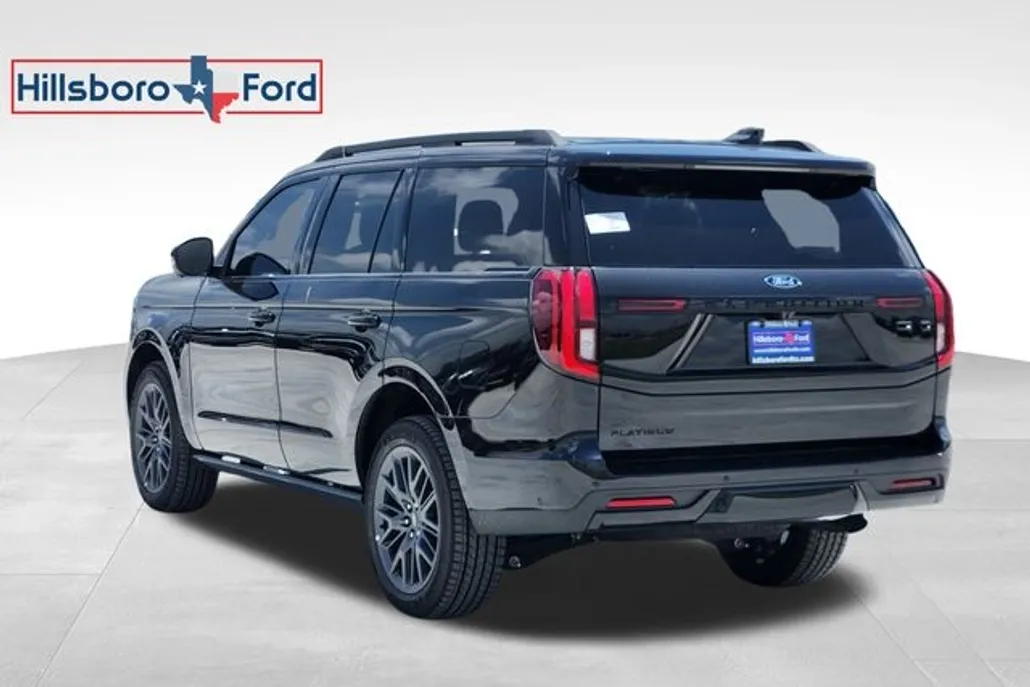 2025 Ford Expedition Platinum photo 1