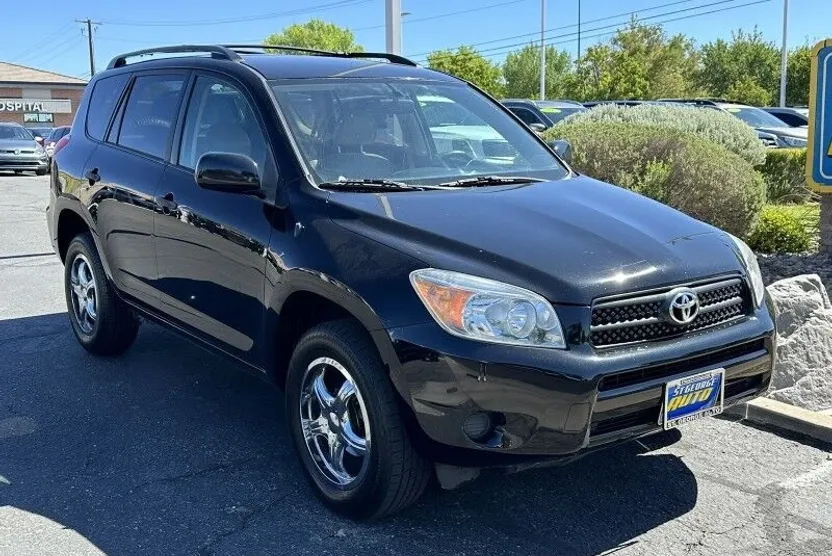 2006 Toyota RAV4 Base photo 1