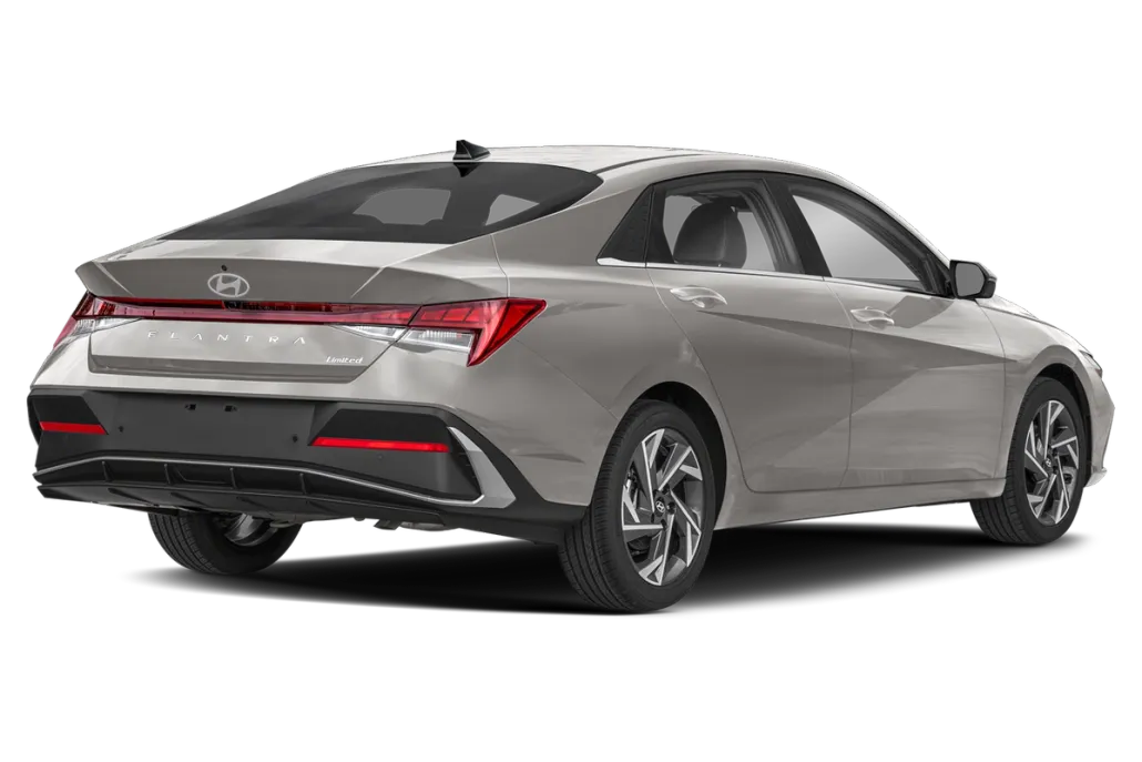 2025 Hyundai Elantra photo 1