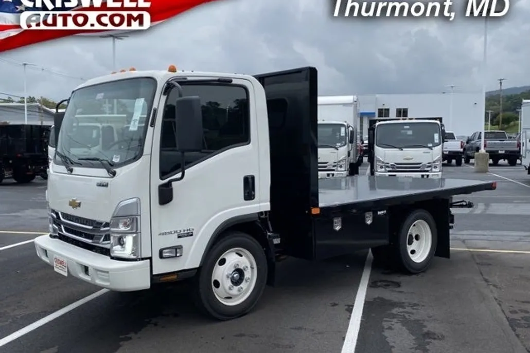 2024 Chevrolet Silverado 4500HD photo 1