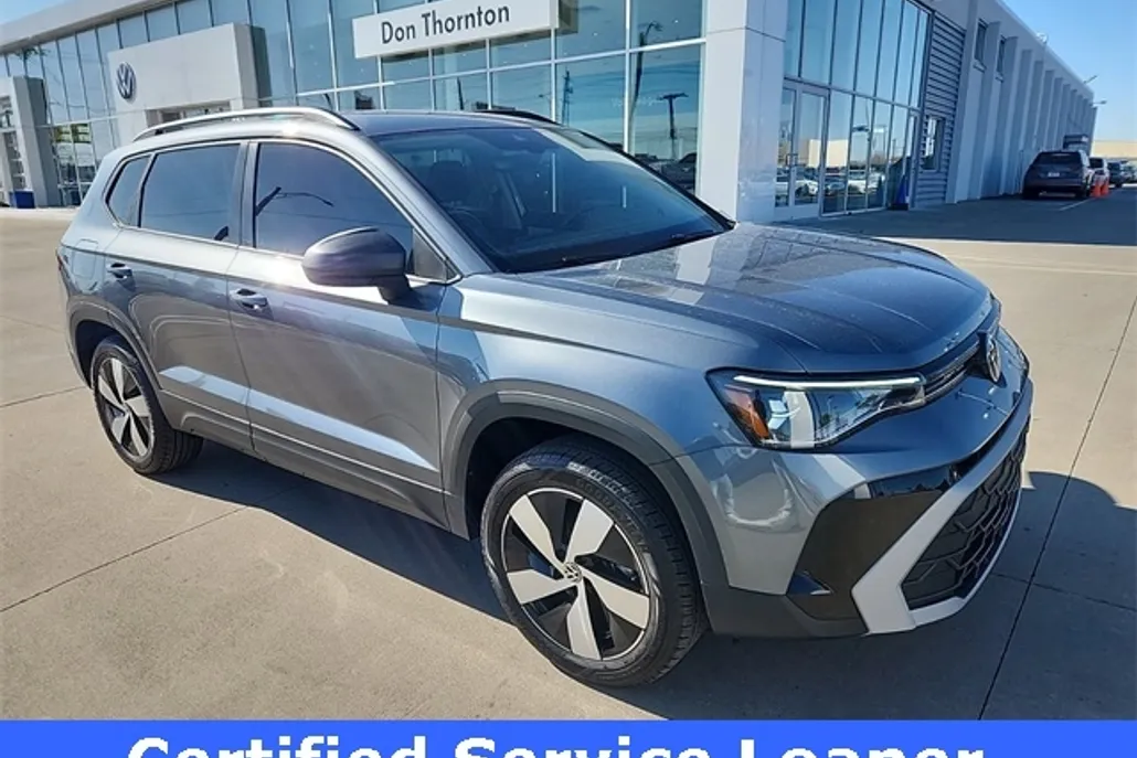 2025 Volkswagen Taos S photo 1