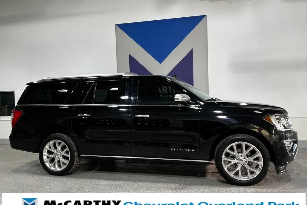 2018 Ford Expedition MAX Platinum photo 1