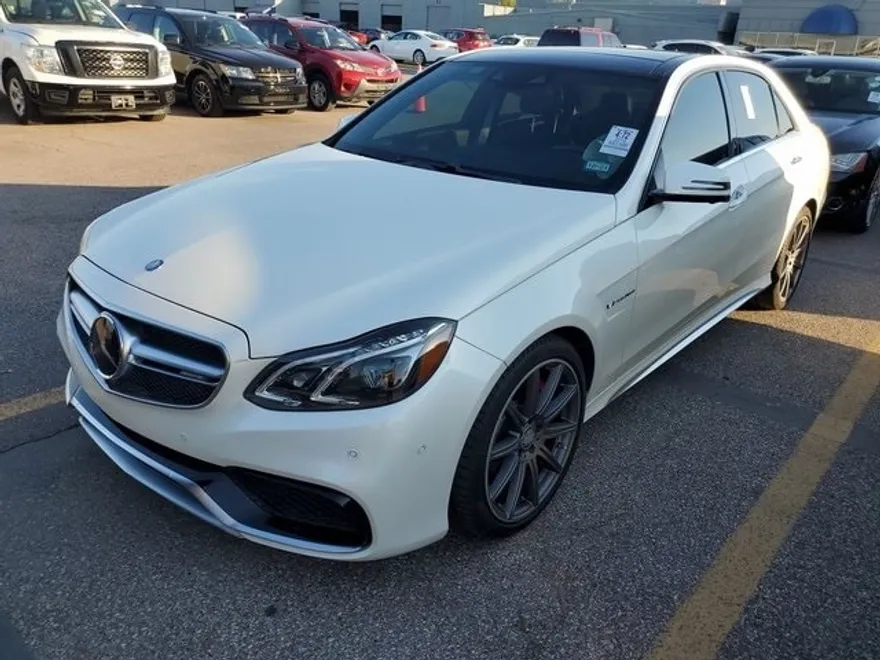 2015 Mercedes Benz E 63 AMG Sedan photo 1