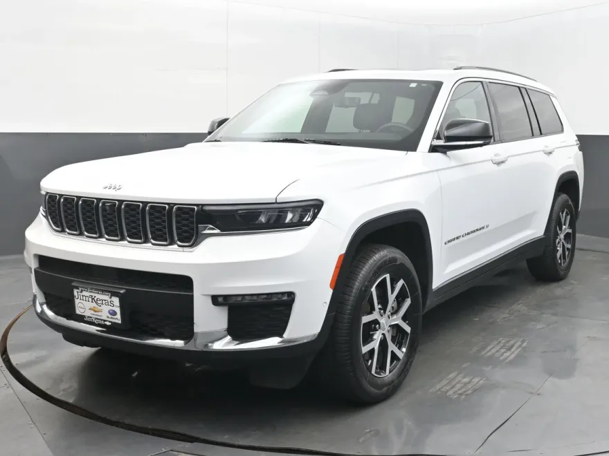 2024 Jeep Grand Cherokee Limited photo 1