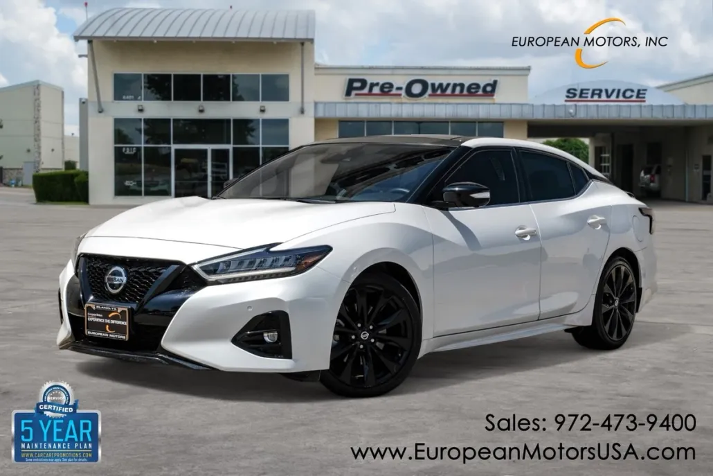 2022 Nissan Maxima SR photo 1