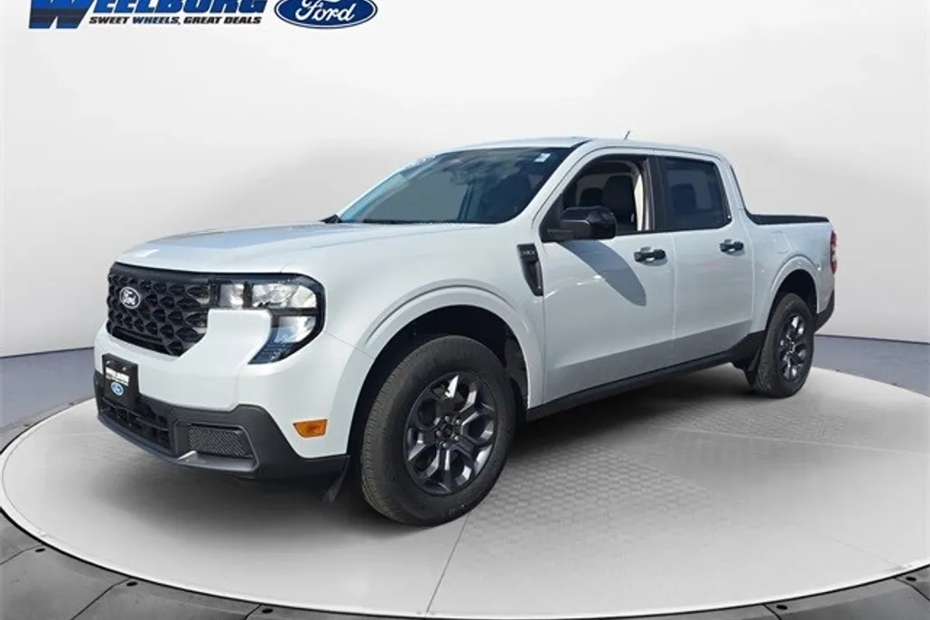 2025 Ford Maverick XLT photo 1