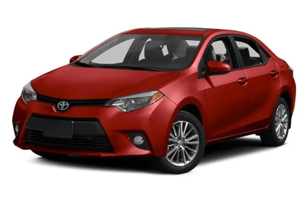 2014 Toyota Corolla LE photo 1