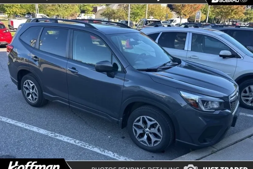2020 Subaru Forester Premium photo 1