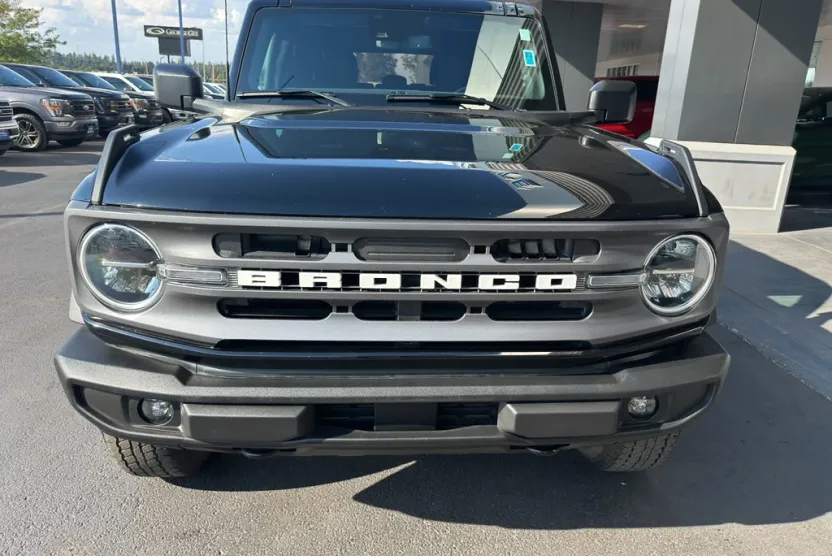 2023 Ford Bronco Big Bend photo 1