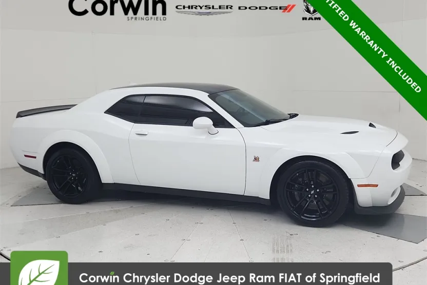 2023 Dodge Challenger R/T Scat Pack Widebody photo 1
