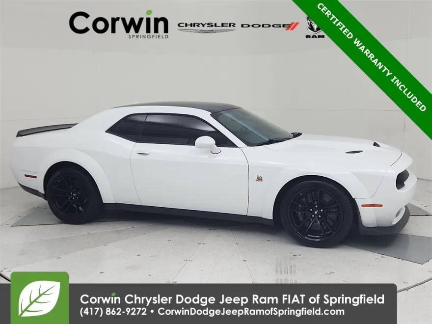 2023 Dodge Challenger R/T Scat Pack Widebody photo 1