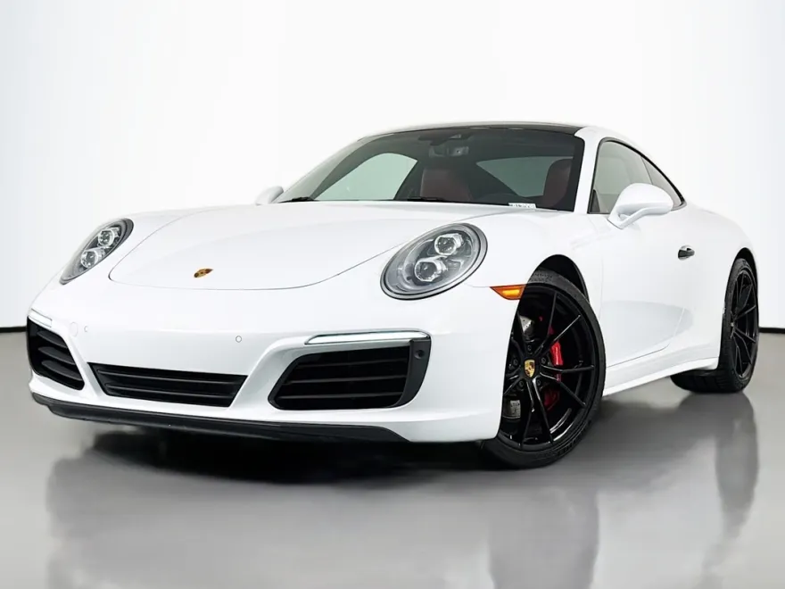 2019 Porsche 911 4S photo 1