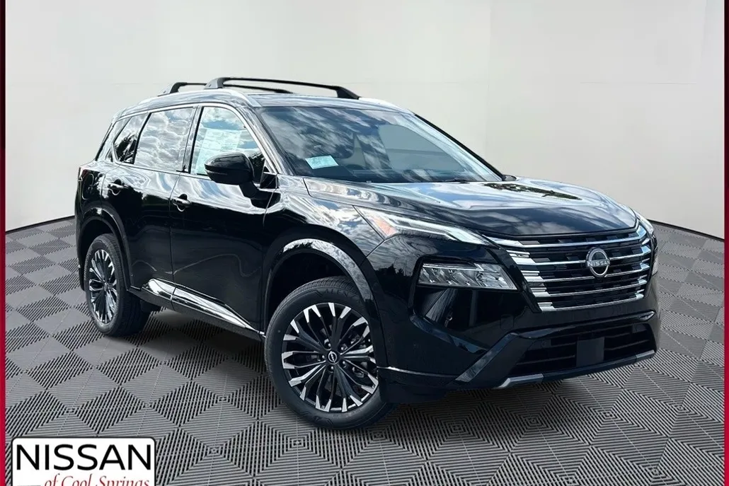 2026 Nissan Rogue Platinum photo 1