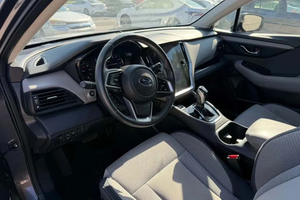 2022 Subaru Outback Premium photo 1