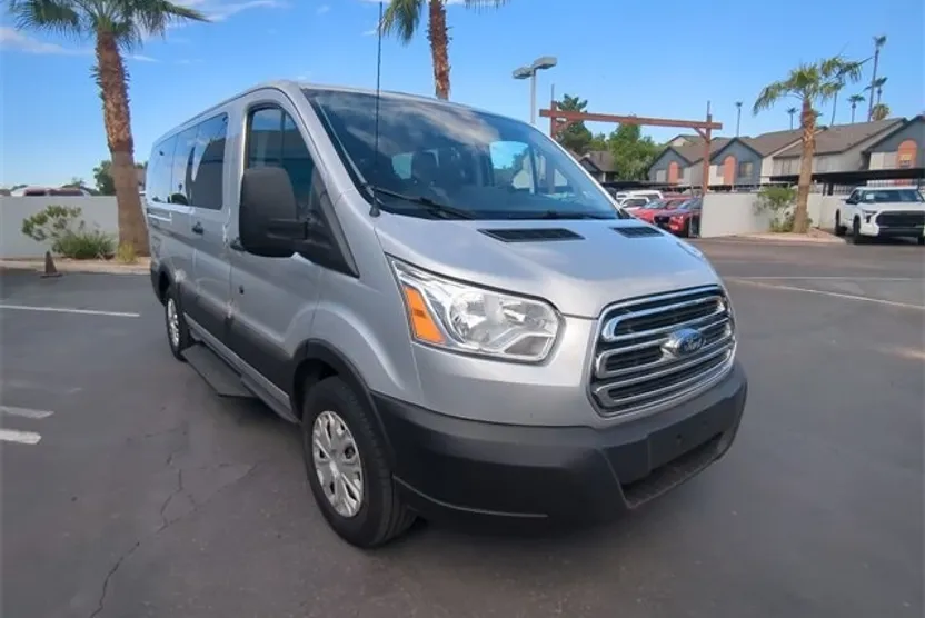 2019 Ford Transit photo 1