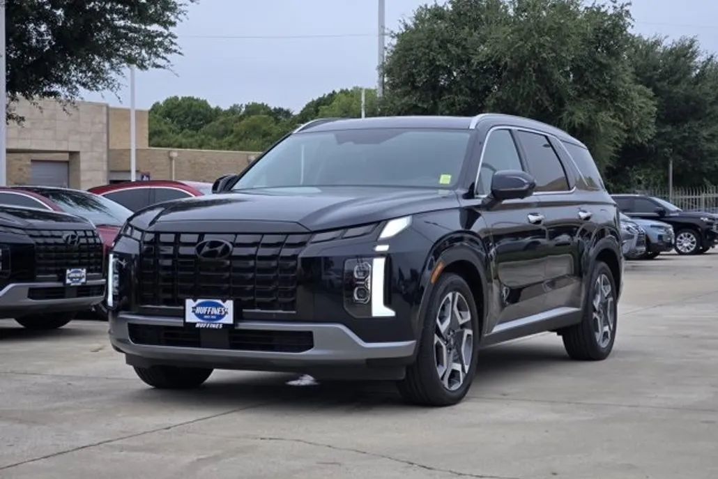 2024 Hyundai Palisade SEL photo 1
