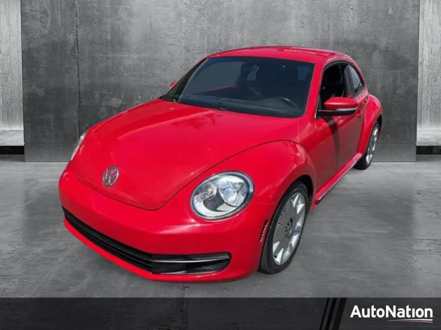 2012 Volkswagen Beetle 2.5L photo 1