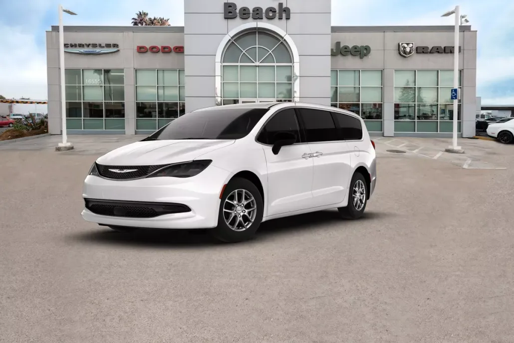 2026 Chrysler Voyager LX photo 1