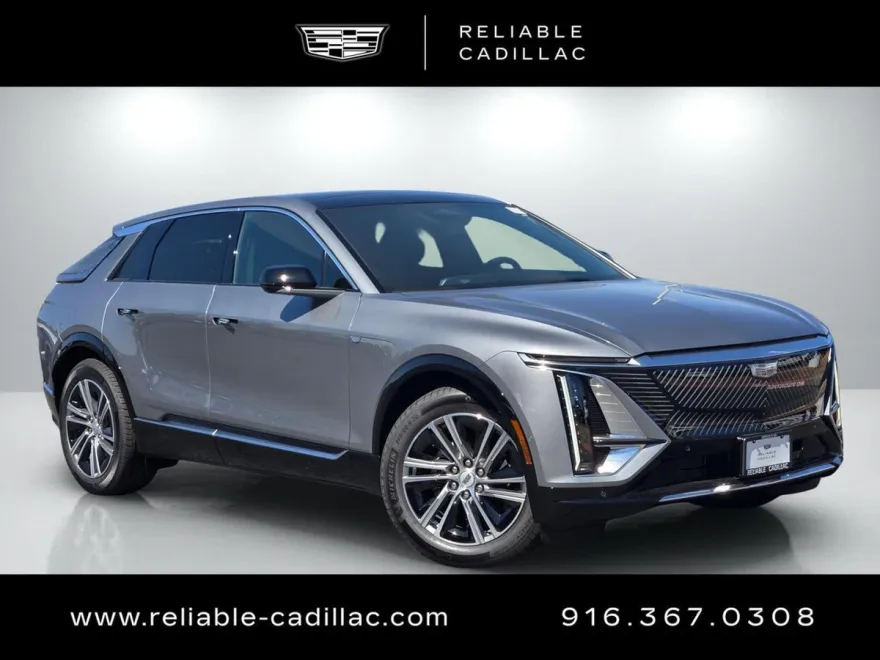 2025 Cadillac Lyriq Luxury photo 1