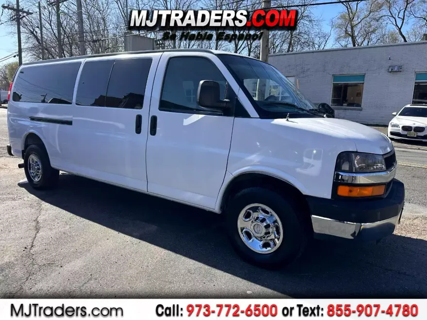 2012 Chevrolet Express LT 3500 photo 1
