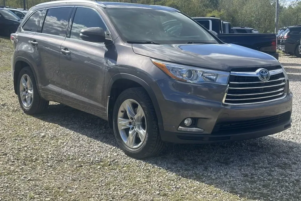 2016 Toyota Highlander Limited Platinum photo 1