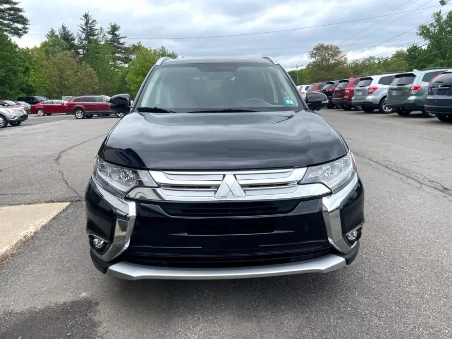 2018 Mitsubishi Outlander GT S-AWC photo 1
