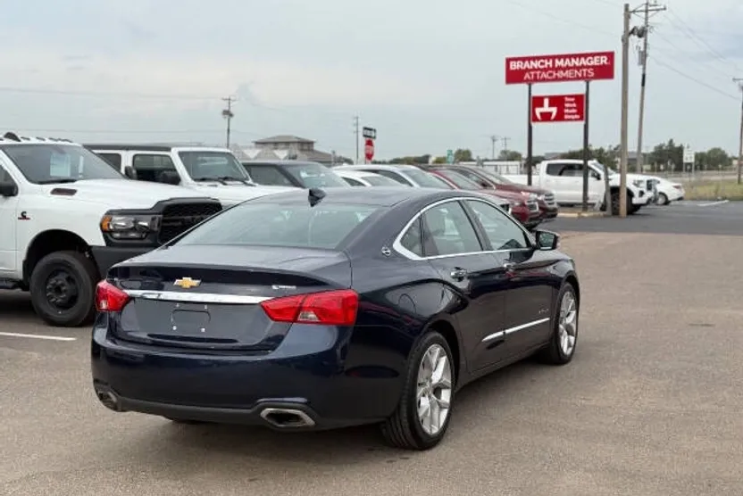 2018 Chevrolet Impala Premier photo 1