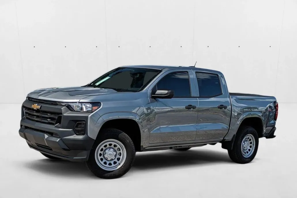 2025 Chevrolet Colorado LT photo 1