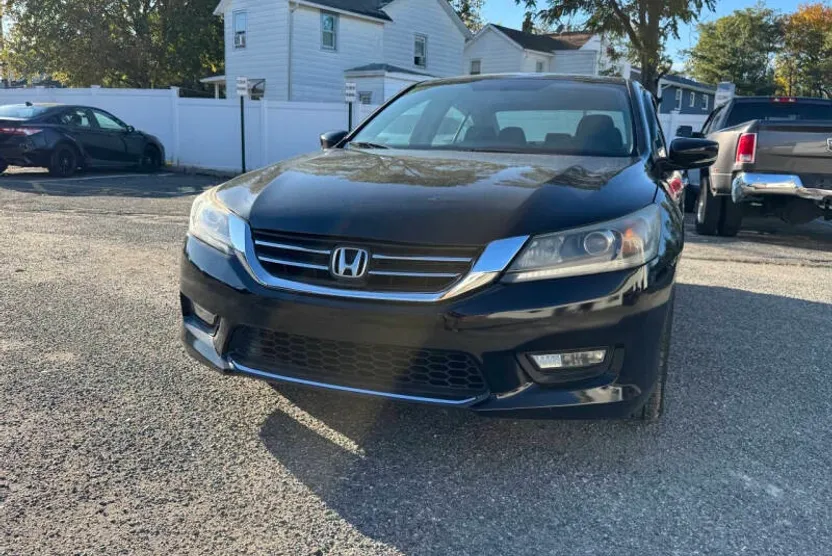 2015 Honda Accord Sport photo 1