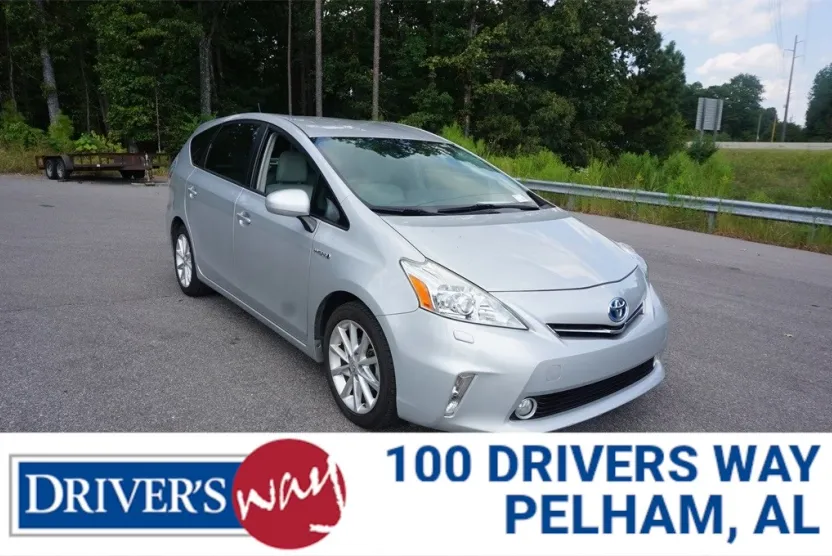 2014 Toyota Prius V Five photo 1