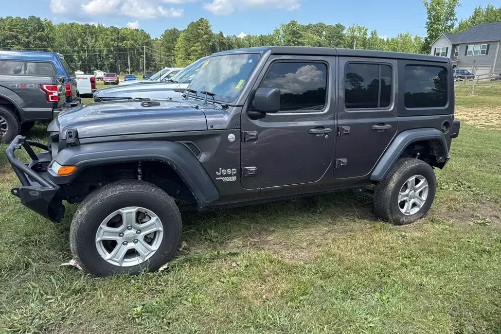 2019 Jeep Wrangler Unlimited Sport S photo 1